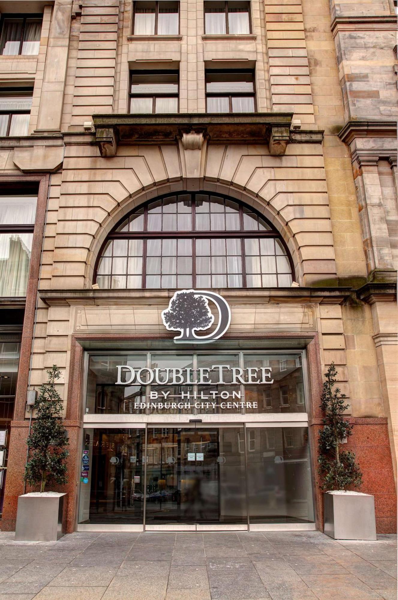 Doubletree By Hilton Edinburgh City Centre Exterior foto